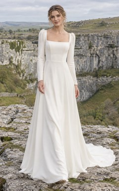 Vestido de novia sencillo y modesto de estilo vintage, corte en A, escote cuadrado, manga larga y cola.