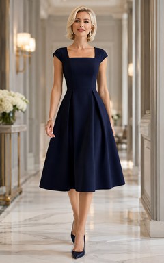 Vestido de invitada de corte A, largo midi, largo hasta la rodilla, de satén, manga corta, corte cuadrado, color azul marino oscuro, con pliegues y cremallera en la espalda.