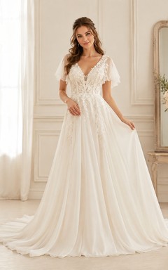Vestido de novia bohemio romántico elegante con estampado floral, edición C, corte A y encaje.