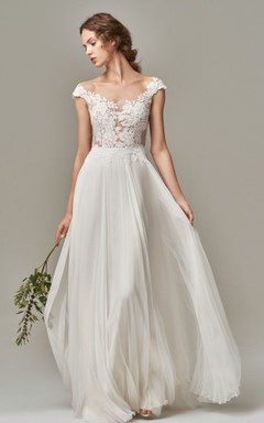 Elegantes, bodenlanges Brautkleid aus Chiffon und Spitze in A-Linie mit kurzen Ärmeln und Applikationen im U-Boot-Stil