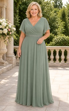 Salbeigrünes Chiffon-Kleid in A-Linie mit V-Ausschnitt in Übergröße für Mütter
