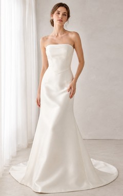 Vestido de novia sencillo y elegante de sirena sin tirantes en satén blanco
