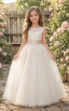 Vestido de niña de las flores, color marfil, encaje, tul, corte en A, escote redondo, largo midi, lazo en la espalda.