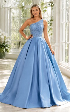 Robe de bal de luxe plissée en satin brodé bleu ciel à une épaule