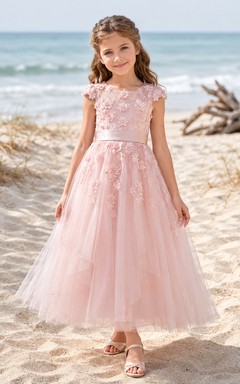 Blumenmädchenkleid aus perlmuttrosa Tüll, A-Linie, kurze Ärmel, Rundhalsausschnitt, Teelänge, florale Applikationen