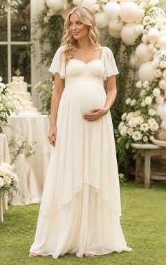 Cremefarbenes Chiffon-Umstandskleid mit eckigem Ausschnitt, kurzen Ärmeln, Empire-Schnitt, A-Linie und bodenlang