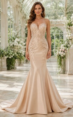 Champagne Sexy V-neck Sleeveless Lace-Tulle Mermaid Sweep-Train Evening Dress