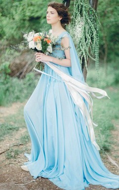 Vestido de novia o de graduación de gasa azul cielo estilo bohemio Serenity, de color no tradicional.