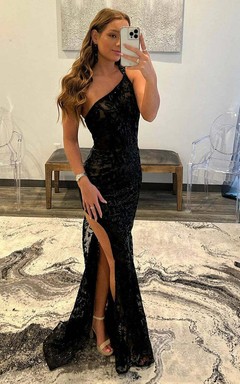 Vestido de sirena de un solo hombro con encaje negro