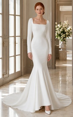 Minimalistisches Brautkleid aus Crêpe mit eckigem Ausschnitt, langen Ärmeln, Meerjungfrauenschnitt und Schleppe
