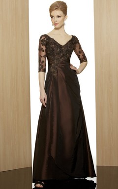Etuikleid aus Satin, knöchellang, mit Applikationen, halben Ärmeln und V-Ausschnitt, elegant mit Perlenstickerei