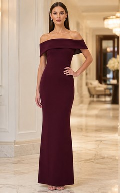 Vestido de fiesta columna color burdeos con hombros descubiertos en crepé