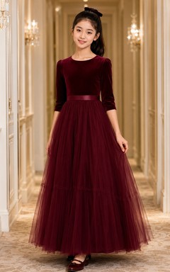 Robe de demoiselle d'honneur junior bordeaux, coupe trapèze, ornée de bijoux, manches trois-quarts et jupe à volants élégante