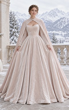 Langärmeliges, winterliches, rosafarbenes Brautkleid mit herzförmigem Ausschnitt, Samtcape und A-Linien-Absatz