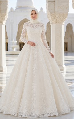Vestido de novia musulmán modesto de manga larga con encaje y cola de capilla.