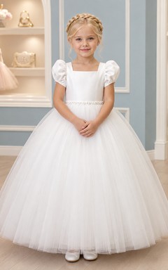 Elegant Tulle Floor-Length Ball Gown Square Neck Puff Sleeve Pearl Flower Girl Wedding Dress