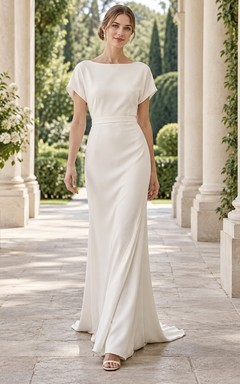 Brautkleid mit U-Boot-Ausschnitt, flatternden Ärmeln, Crêpe-Etui-Schleppe, Knopfleiste am Rücken