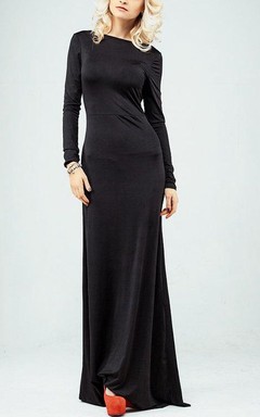 Langes, ärmelloses Jerseykleid mit U-Boot-Ausschnitt und tiefem Rückenausschnitt