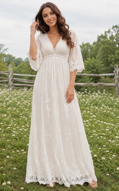Robe de mariée bohème champêtre en dentelle à manches courtes et coupe trapèze