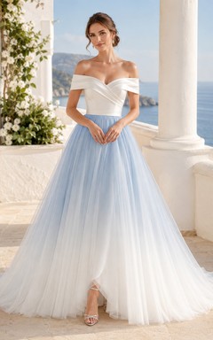 Blaues Ombré-Brautkleid aus Tüll in A-Linie mit schulterfreiem Ausschnitt, kurzen Ärmeln und Schleppe