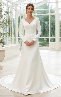 Vestido de novia minimalista de manga larga estilo vasco con cintura sencilla y modesta