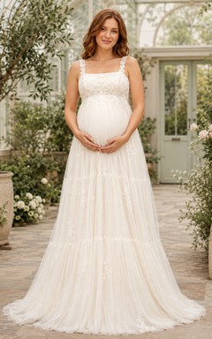 Robe de mariée longue sans manches en mousseline et dentelle, coupe empire, col en V, idéale pour la plage.