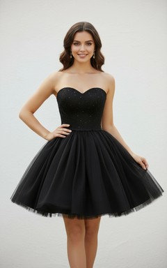 Minivestido de fiesta negro atrevido