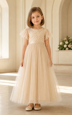 Blumenmädchenkleid aus champagnerfarbenem Tüll, A-Linie, mit flatternden Ärmeln, Rundhalsausschnitt, Teelänge