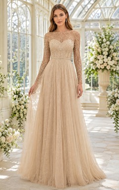 Champagnerfarbenes, hochgeschlossenes Abendkleid mit Illusionsärmeln, Perlenbesatz, Spitze und Tüll in A-Linie – Luxus