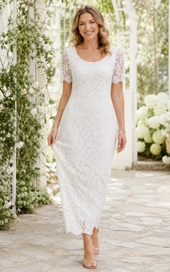 Robe de jardin blanche à col rond, manches courtes, fourreau en dentelle, longueur cheville