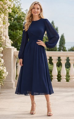 Vestido largo de invitada azul marino oscuro con escote redondo y mangas abullonadas