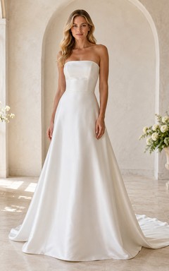 Brautkleid aus Satin, A-Linie, trägerlos, Kapellenschleppe, tiefer V-Ausschnitt
