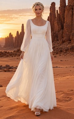 Vestido de novia sencillo de corte A hasta el suelo con escote redondo, mangas largas transparentes, corpiño fruncido y cintura natural.