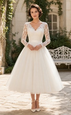 Vintage Teelänge Brautkleid mit V-Ausschnitt, langen Ärmeln und Unterrock aus Spitze und Tüll