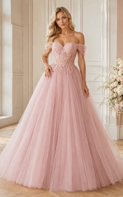 Vestido de fiesta de lujo romántico de quinceañera, largo hasta el suelo, con escote palabra de honor y encaje floral en tul color rosa empolvado.