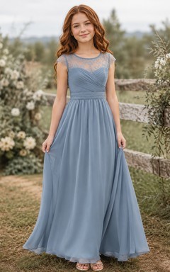 Stahlblaues Brautjungfernkleid im A-Linien-Stil mit Schmucksteinen, kurzen Flügelärmeln und Spitzendetails im Boho-Stil