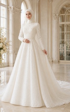 Vestido de novia sencillo musulmán de satén con cuello alto y botones en la espalda, corte A.