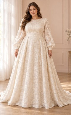 Vestido de novia de corte A con escote barco y estampado floral jacquard, de manga larga y modesta cola.