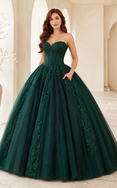 Vestido de quinceañera estilo princesa corsé sin tirantes con escote corazón y bolsillo oculto en verde oscuro