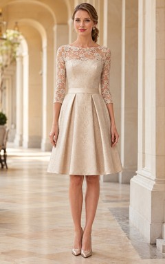 Robe de confirmation trapèze en satin à manches trois quarts en dentelle illusion de bateau champagne