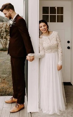 Brautkleid aus Chiffon mit Rundhalsausschnitt, langen Ärmeln und Falten aus Spitze
