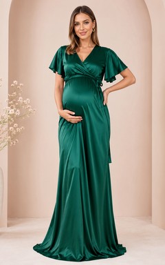 Robe de maternité vert foncé portefeuille en satin à col V et manches papillon, coupe empire