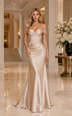 Vestido formal de satén color champán con escote Bardot, corte sirena, corpiño tipo corsé y falda fruncida.