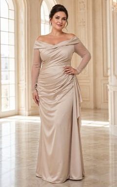 Champagnerfarbenes, modernes Brautkleid in Übergröße mit schulterfreiem Schnitt, langen Ärmeln, Raffungen und bodenlangem Design