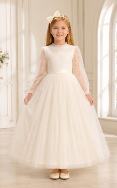 Robe de demoiselle d'honneur en dentelle ivoire et tulle, coupe trapèze, manches longues, col rond, longueur midi