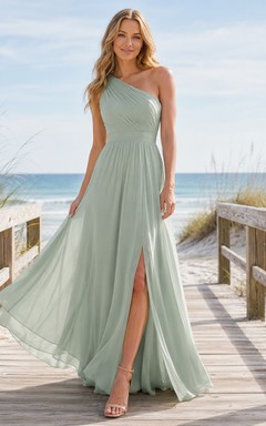 Brautjungfernkleid aus salbeigrünem Chiffon in A-Linie mit ärmellosem One-Shoulder-Oberteil, bodenlangem Rock mit Schlitz und tiefem V-Ausschnitt am Rücken.