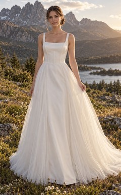 Einfaches Brautkleid in A-Linie mit eckigem Ausschnitt, breiten Tüllträgern