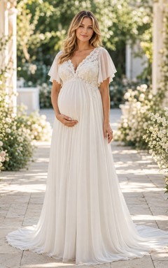 Robe de mariée longue en mousseline et dentelle, coupe empire, col en V, manches courtes, idéale pour la plage.