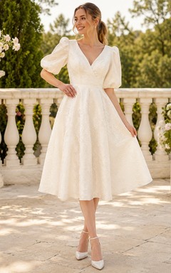Standesamtliches Hochzeitskleid mit V-Ausschnitt, kurzen Ärmeln, A-Linie, Satin, Teelänge, für eine heimliche Hochzeit