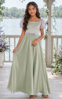 Celadonfarbenes Brautjungfernkleid für junge Damen, A-Linie, eckiger Schnitt, kurze Puffärmel, Schärpe/Band, elegant, romantisch